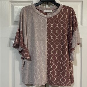 Two-Tone Geometric Blouse